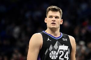 湖人来机会了？爵士队记：凯斯勒提前续约一事没谈拢