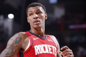 小贾:和KD训练学到很多 目标是夺冠&希望能在休斯敦度过剩余生涯 小贾:和KD训练学到很多 目标是夺冠&希望能在休斯敦度过剩余生涯