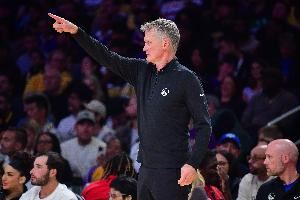 科尔:球队的阵容深度真的很强 替补能派上穆迪波杰希尔德小佩顿 科尔:球队的阵容深度真的很强 替补能派上穆迪波杰希尔德小佩顿