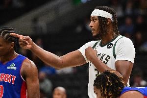 特纳:赛季中我听的都是我会得到满意报价 但哈利受伤后情况变了 特纳:赛季中我听的都是我会得到满意报价 但哈利受伤后情况变了