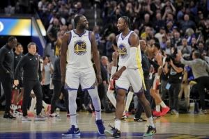 追梦:我们告诉库明加他要入选最佳防阵 他先后锁死莫兰特和哈登 追梦:我们告诉库明加他要入选最佳防阵 他先后锁死莫兰特和哈登