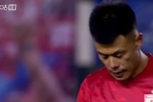 悲情!亚泰垫底濒临降级,谭龙个人中超200场赛后脸色凝重 悲情!亚泰垫底濒临降级,谭龙个人中超200场赛后脸色凝重